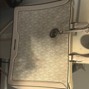 Michael Kors Cream Geometric Pattern Tote